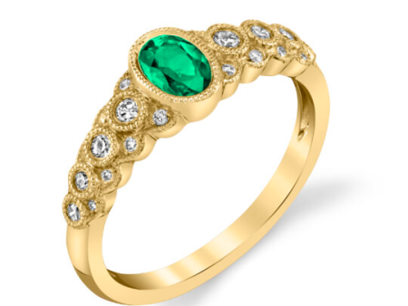 Emerald & Diamond Ring Hot on Sale