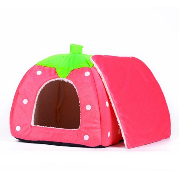 Spring Fever Small Big Animal Strawberry Guinea Pigs Rabbit Dog Cat Puppy Pet Fleece House Indoor Water Resistant Beds Hot on Sale